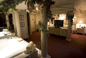 Hotel Canad Destination Centre Garden 3*